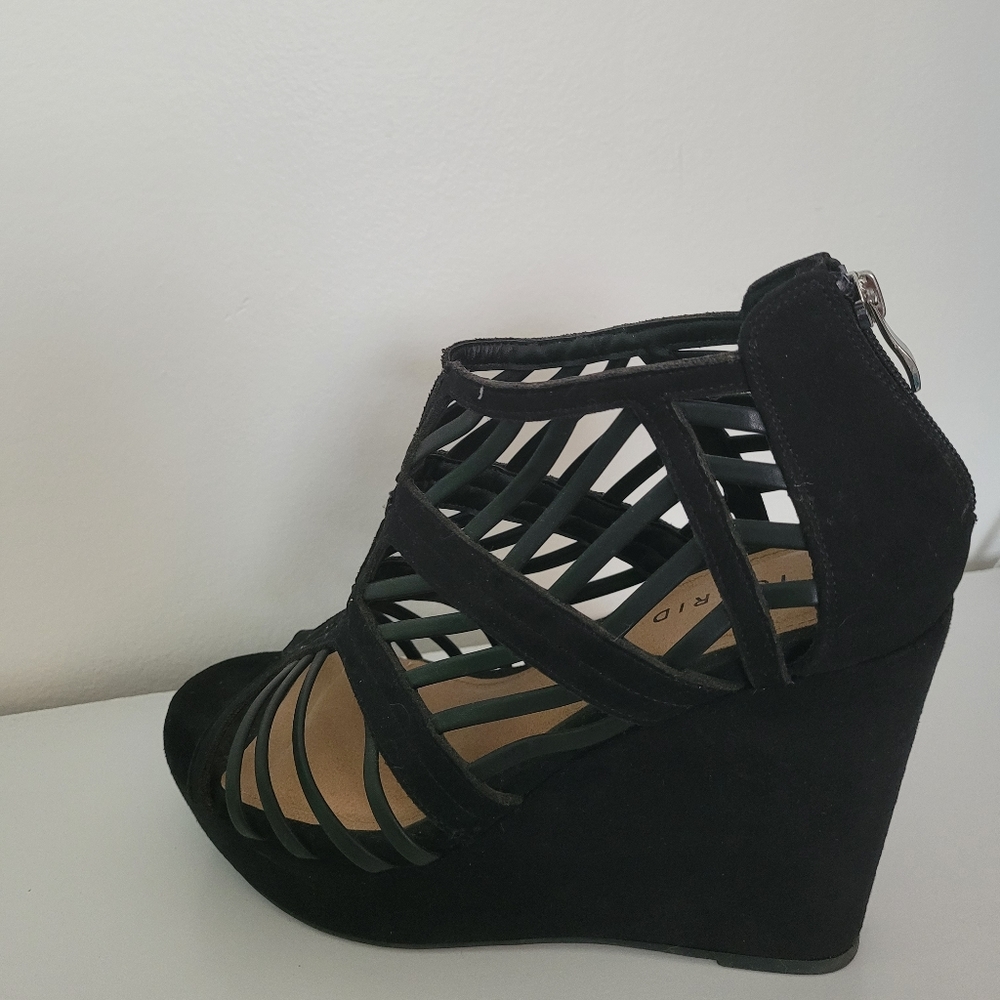 Torrid 5 inch open toed wedges